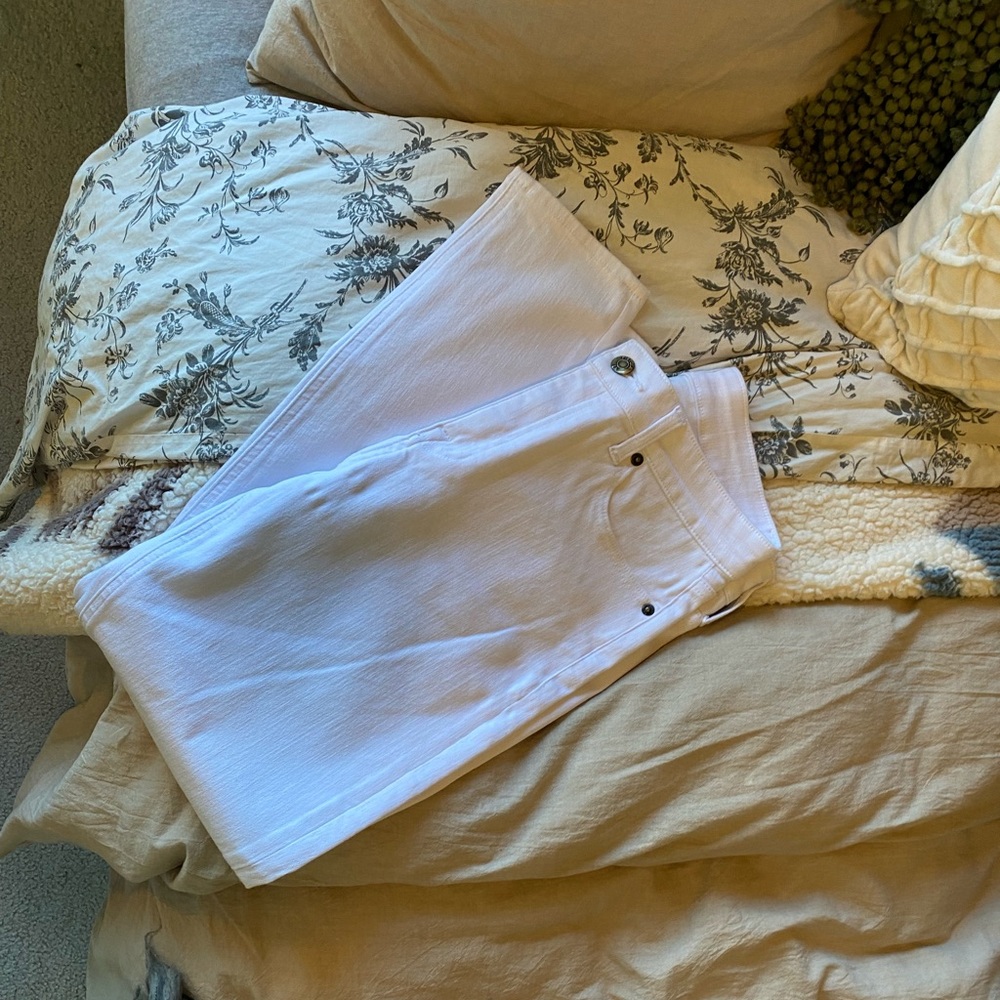 White jeans!